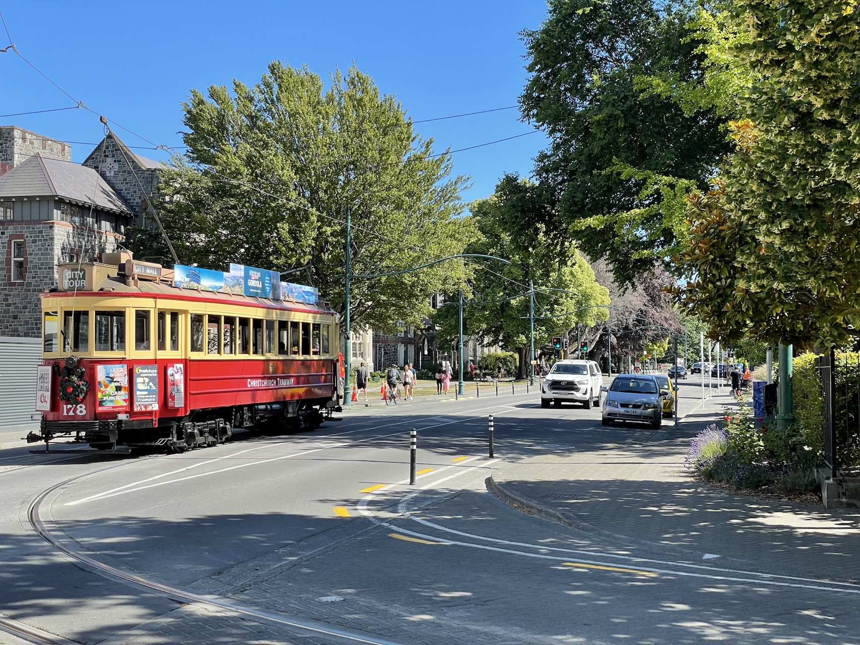 tram